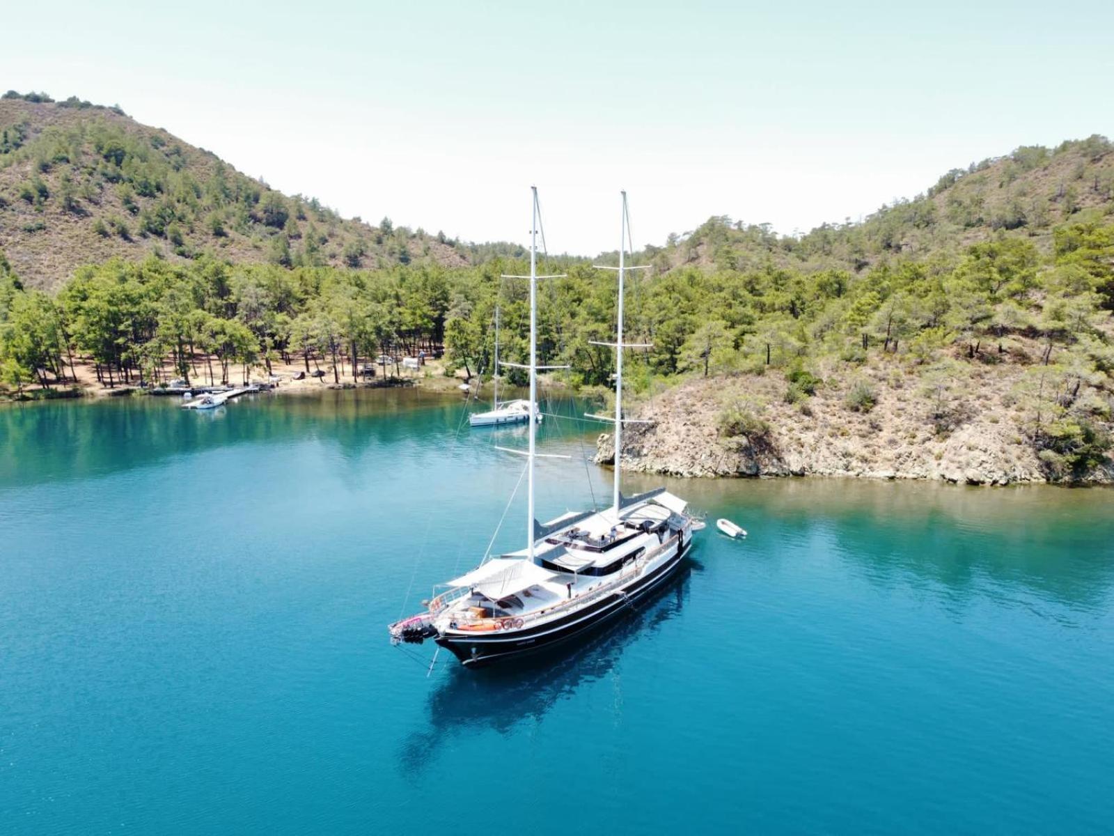 Sadiye Hanim Hotel na wodzie